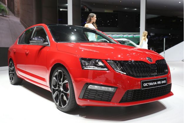 Skoda Octavia RS 245, berlina e station wagon: scheda tecnica, il prezzo più avanti [FOTO]