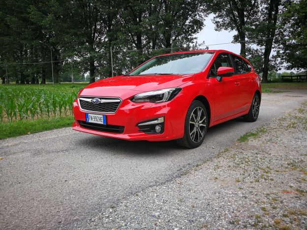 Subaru Impreza 2018: prova su strada, prezzo, motori e scheda tecnica