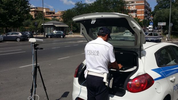 Assicurazione RC auto, niente tagliando e controlli con le telecamere