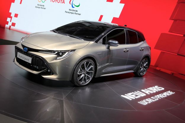 Toyota Auris Hybrid 4