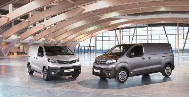 Toyota Proace Van 2016: prezzi, dimensioni e portata [FOTO]