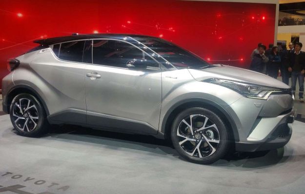Toyota al Salone di Parigi 2016, occhi puntati sulla C-HR [FOTO LIVE]