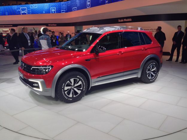 Volkswagen Tiguan GTE Active Concept al Salone di Detroit 2016 [FOTO]