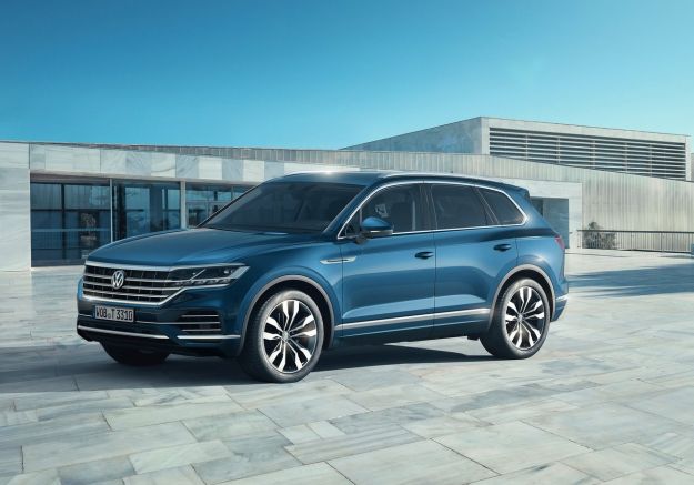Volkswagen Touareg 2018 angolo