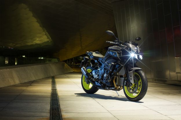 Yamaha MT-10 ad EICMA 2015: la nuova ammiraglia [FOTO]