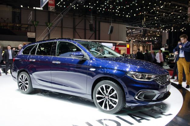 Fiat Tipo Station Wagon 2017: scheda tecnica, prezzo, interni e anche Gpl [FOTO]