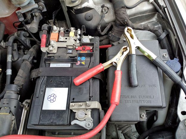 Come Far Partire Un auto Con La Batteria Scarica La Nostra Guida 