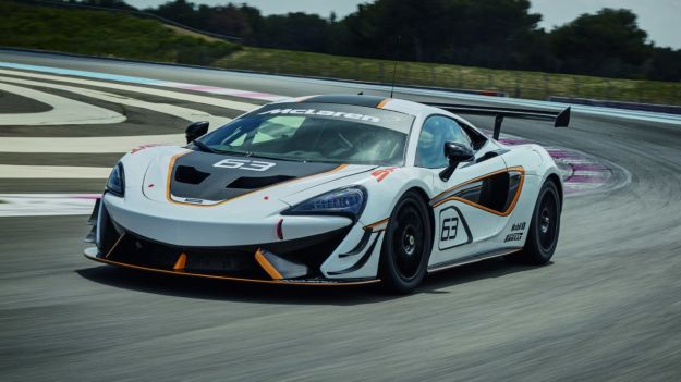 McLaren 570S Sprint: la versione da gara [FOTO]