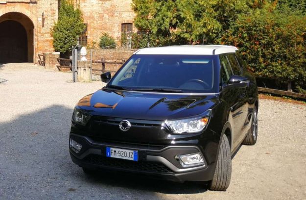 Ssangyong XLV, prova su strada: opinioni, interni, bagagliaio e prezzi