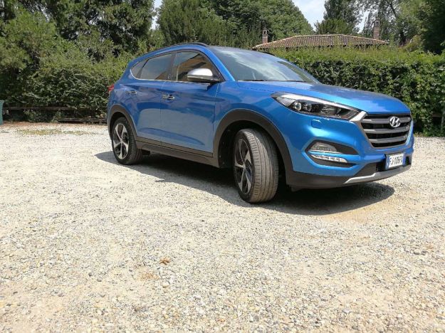 hyundai tucson sound edition laterale anteriore