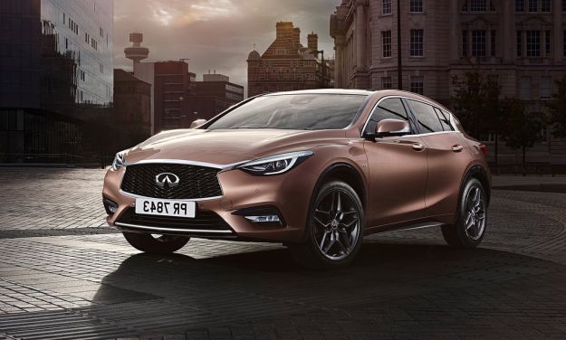 Infiniti Q30