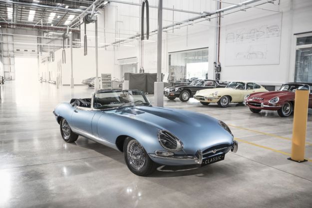 Jaguar E-Type Zero: il mito si trasforma in auto elettrica [FOTO]