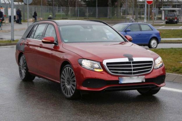 Mercedes Classe E SW: le foto spia della nuova station wagon [FOTO]