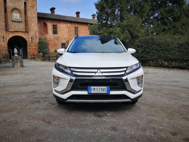 mitsubishi eclipse cross prova su strada