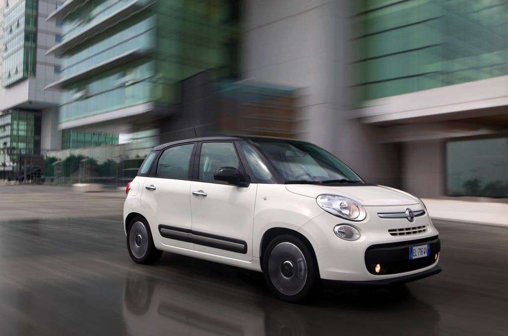 Fiat 500L, anteriore 3