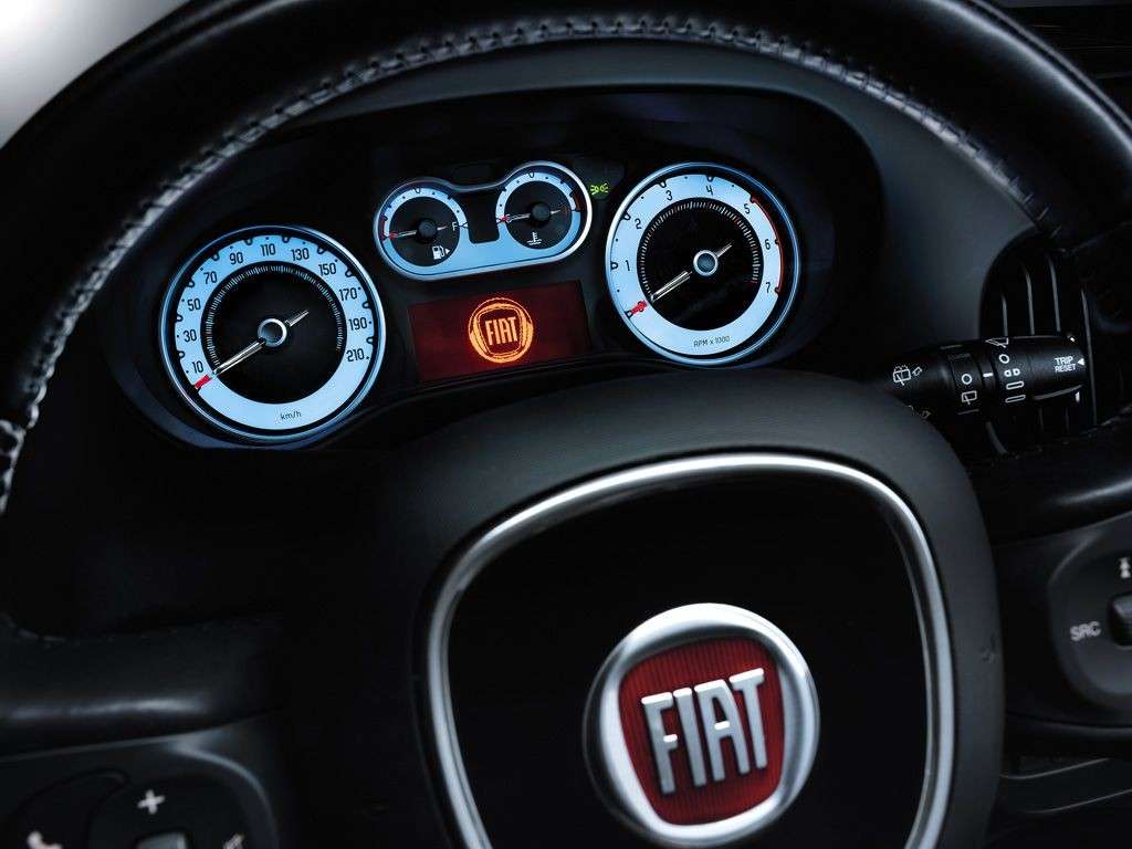 Fiat 500L, strumentazione
