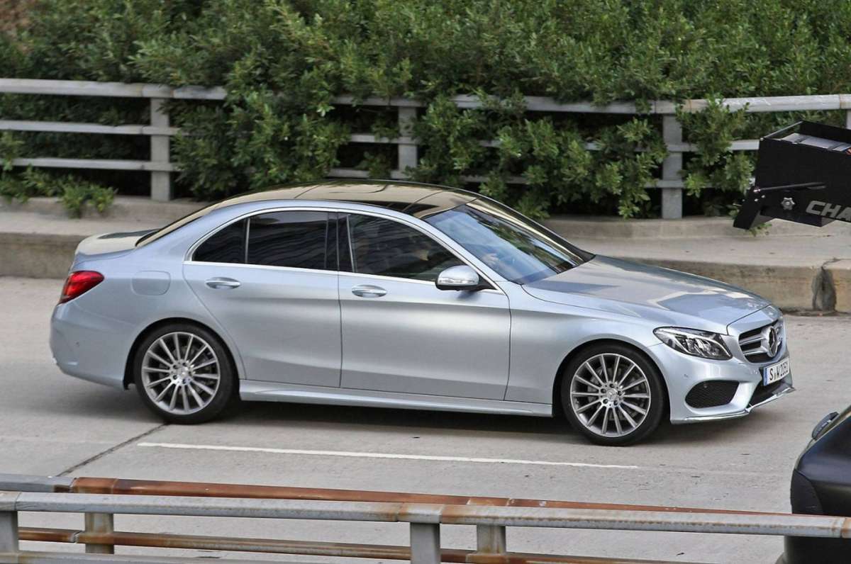 Mercedes Classe C 2014, dimensioni