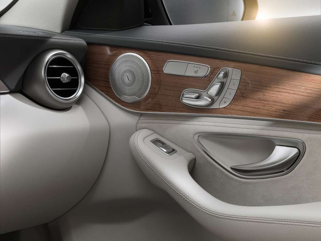 Mercedes Classe C 2014, finiture portiere