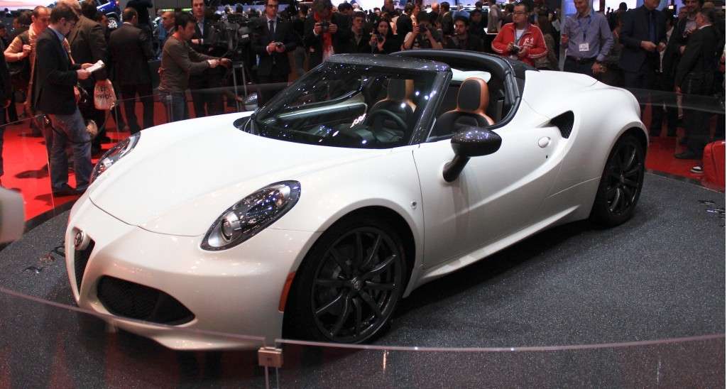 Muso della Alfa Romeo 4C Spider