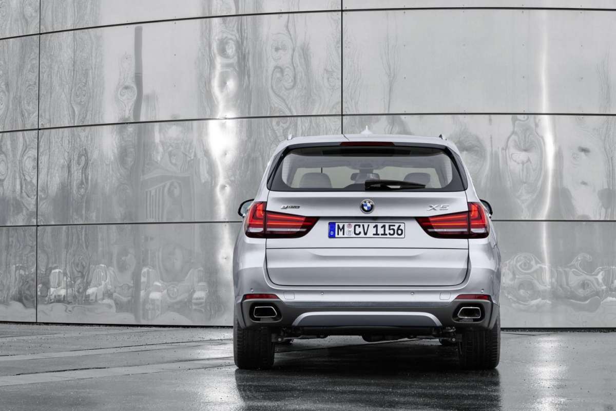 BMW X5 xDrive40e scarichi