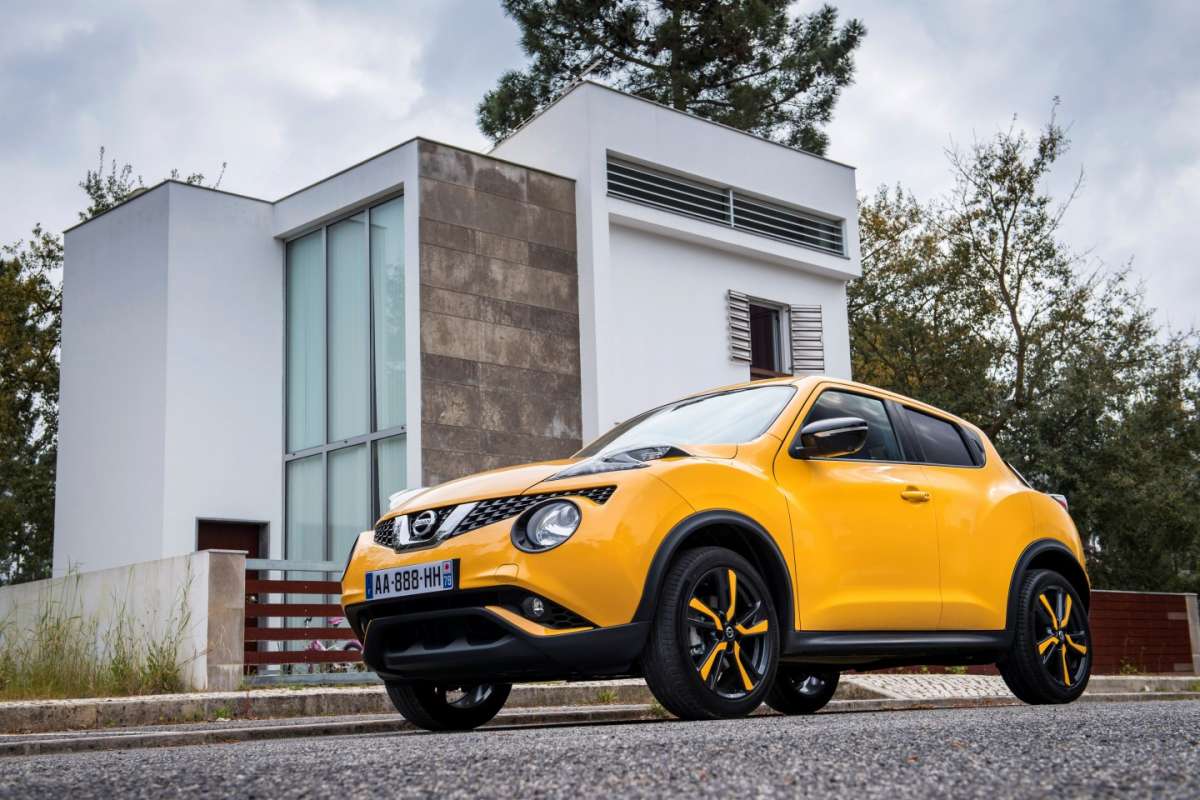 Angolo anteriore Nissan Juke