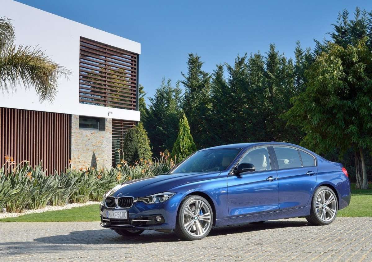 Bmw Serie 3 restyling  2015
