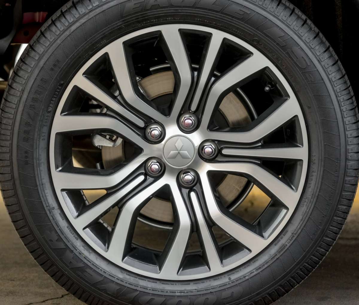 Mitsubishi Outlander 2016 cerchi