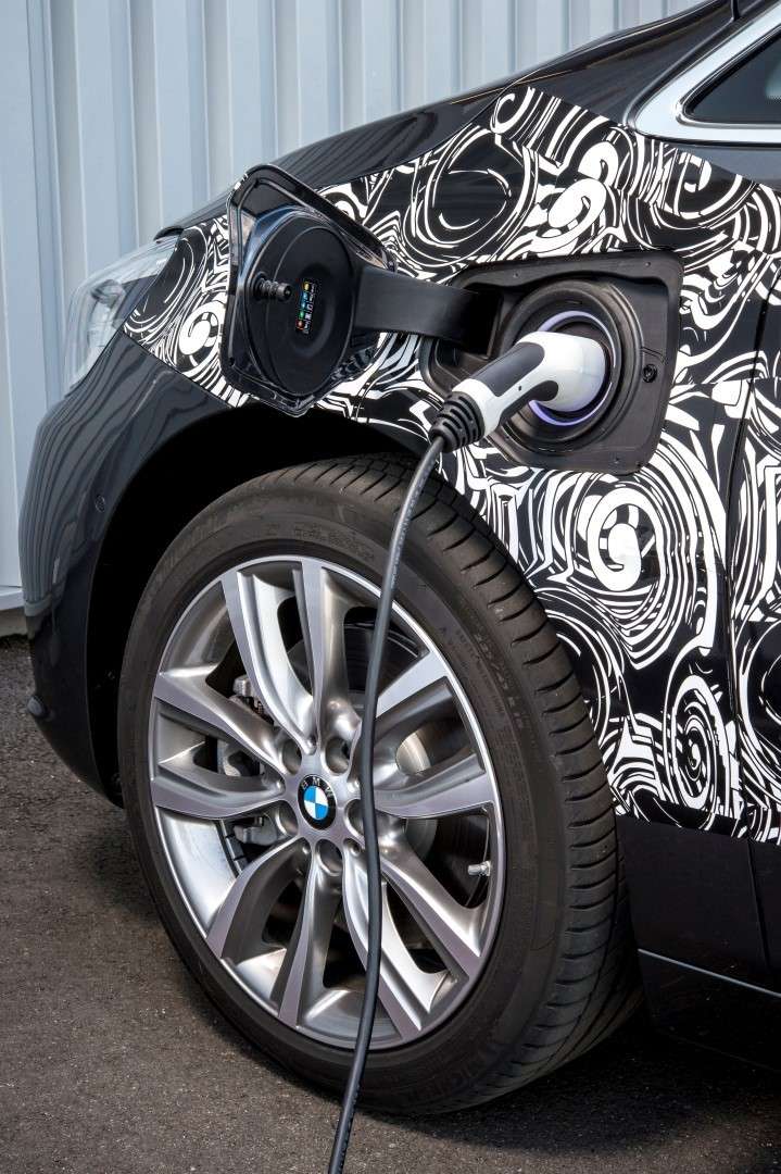Presa di ricarica della Bmw Serie 2 Active Tourer ibrida plug-in