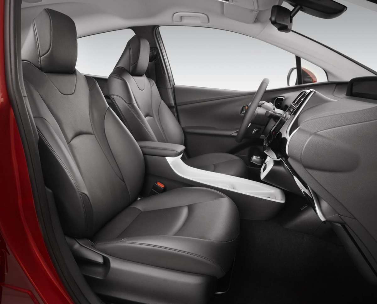 Abitacolo della Nuova Toyota Prius 2016