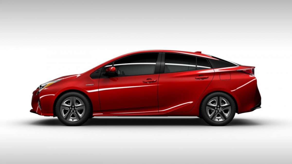 Misure Nuova Toyota Prius 2016