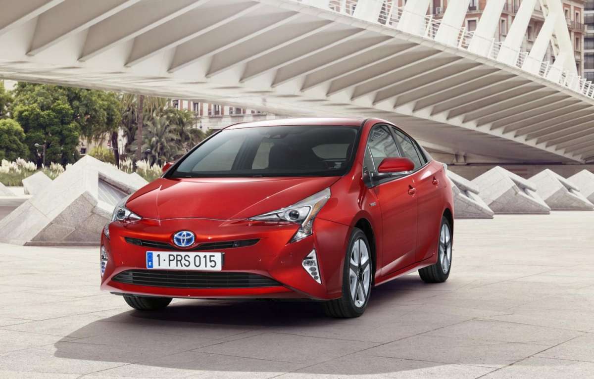 Nuova Toyota Prius 2016 frontale