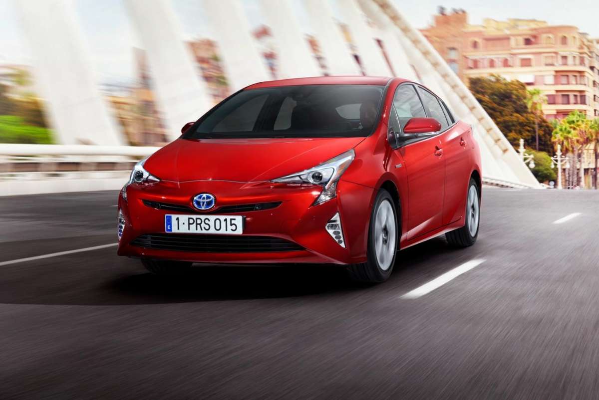Nuova Toyota Prius 2016 motori