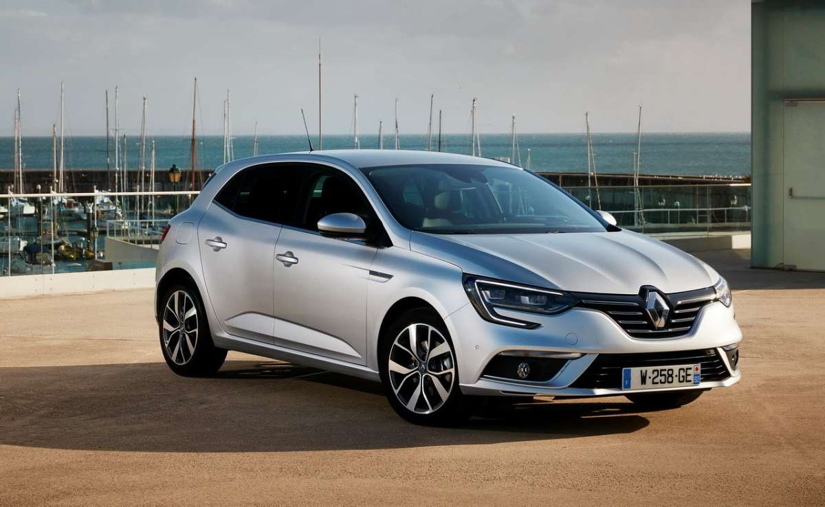 Renault Megane 2016 anteriore