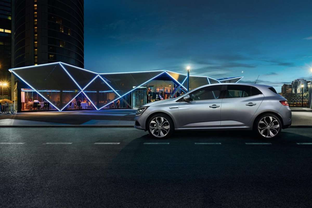 Renault Megane 2016 dimensioni