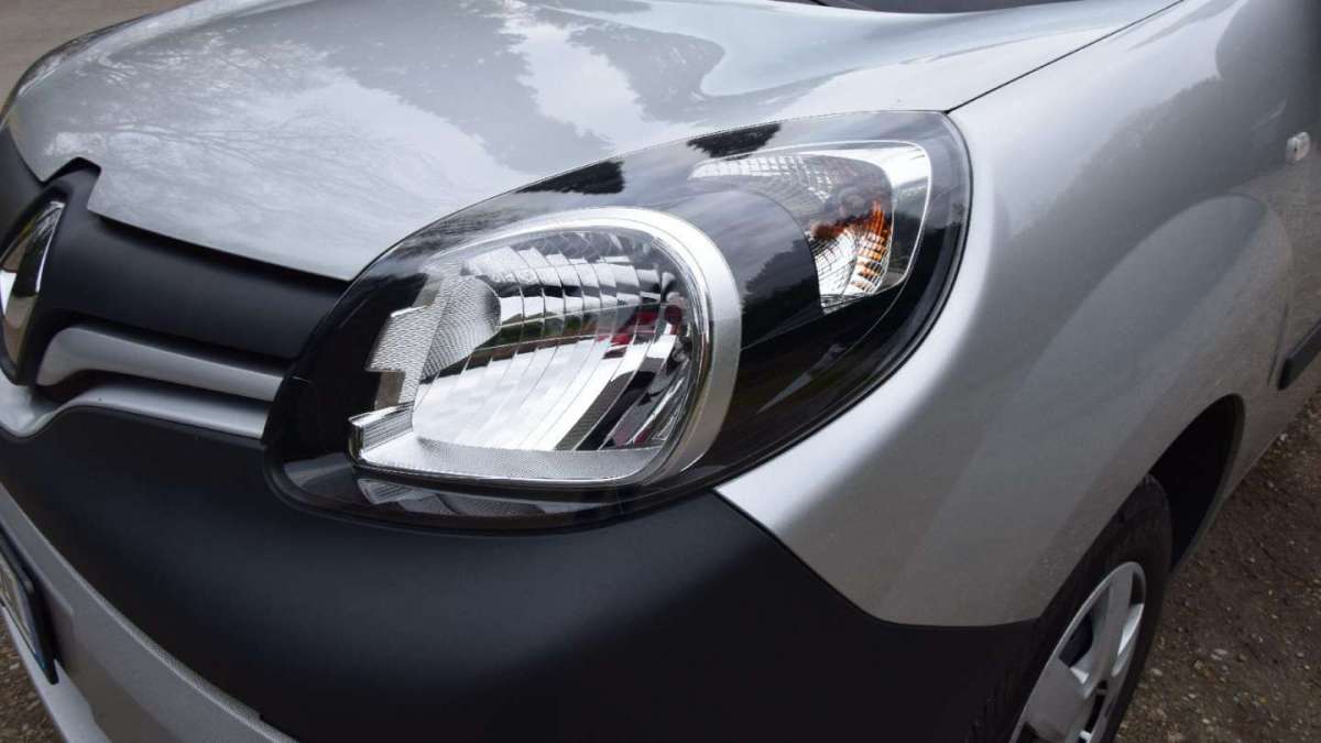 Renault Kangoo Express faro