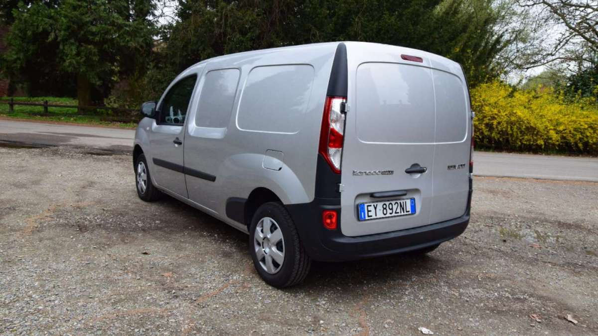Renault Kangoo Express tre quarti posteriore