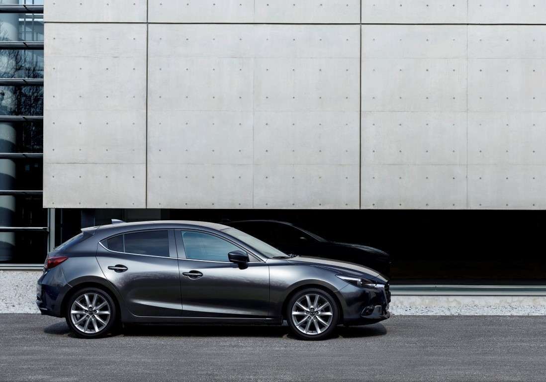 Mazda 3 restyling 2017, motori