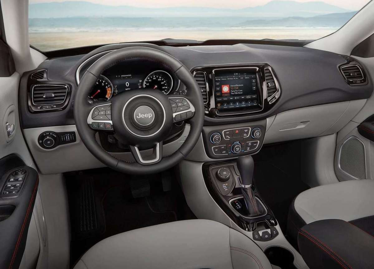 Interni della Nuova Jeep Compass 2018
