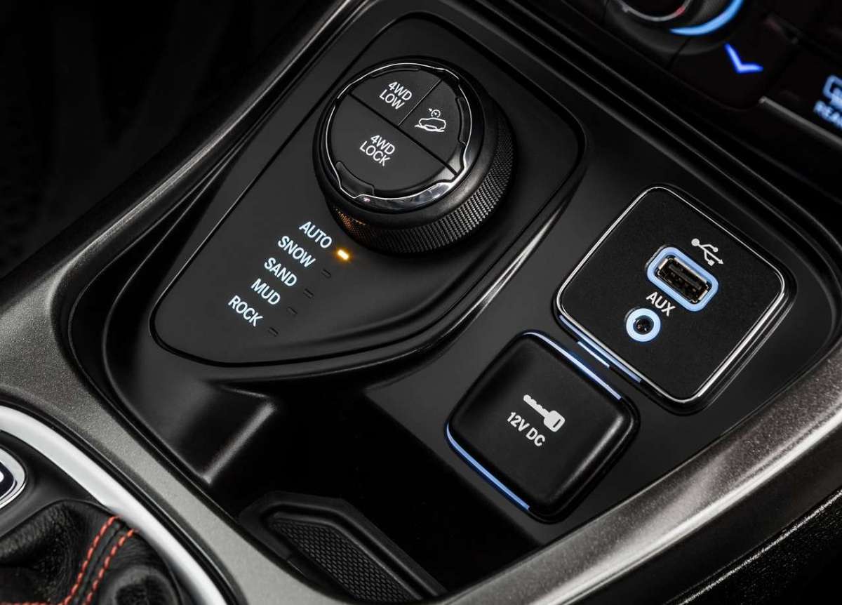 Modalità di guida su nuova Jeep Compass