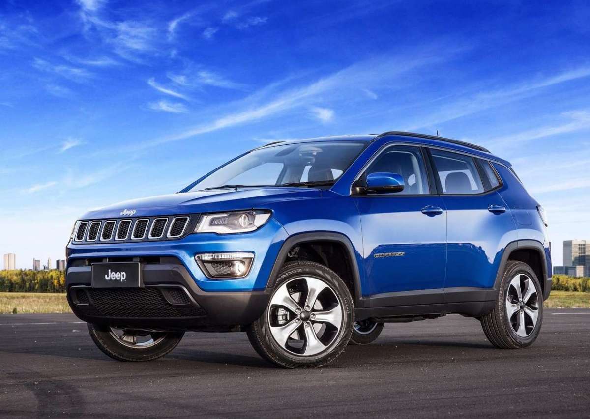 Nuova Jeep Compass, colore blu