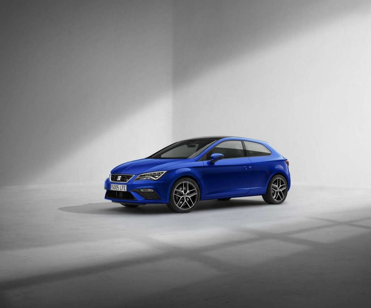 Leon SC Restyling 2017 blu
