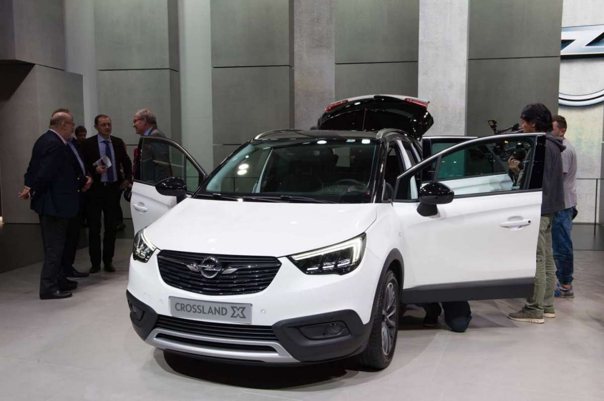 Muso del crossover Crossland X
