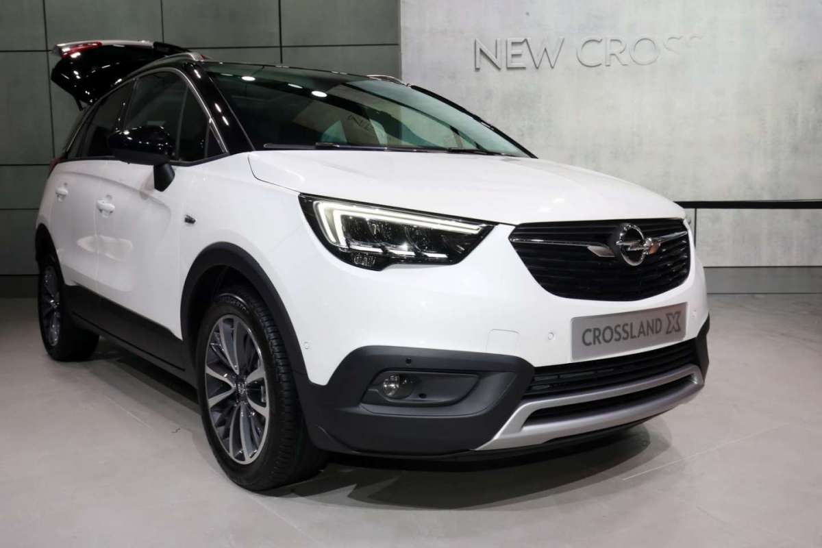 Opel Crossland X LIVE