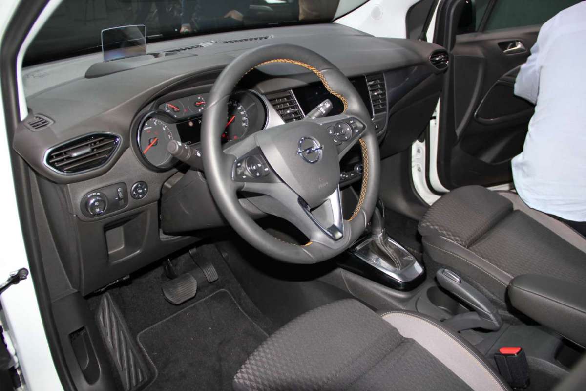 Opel Crossland X plancia