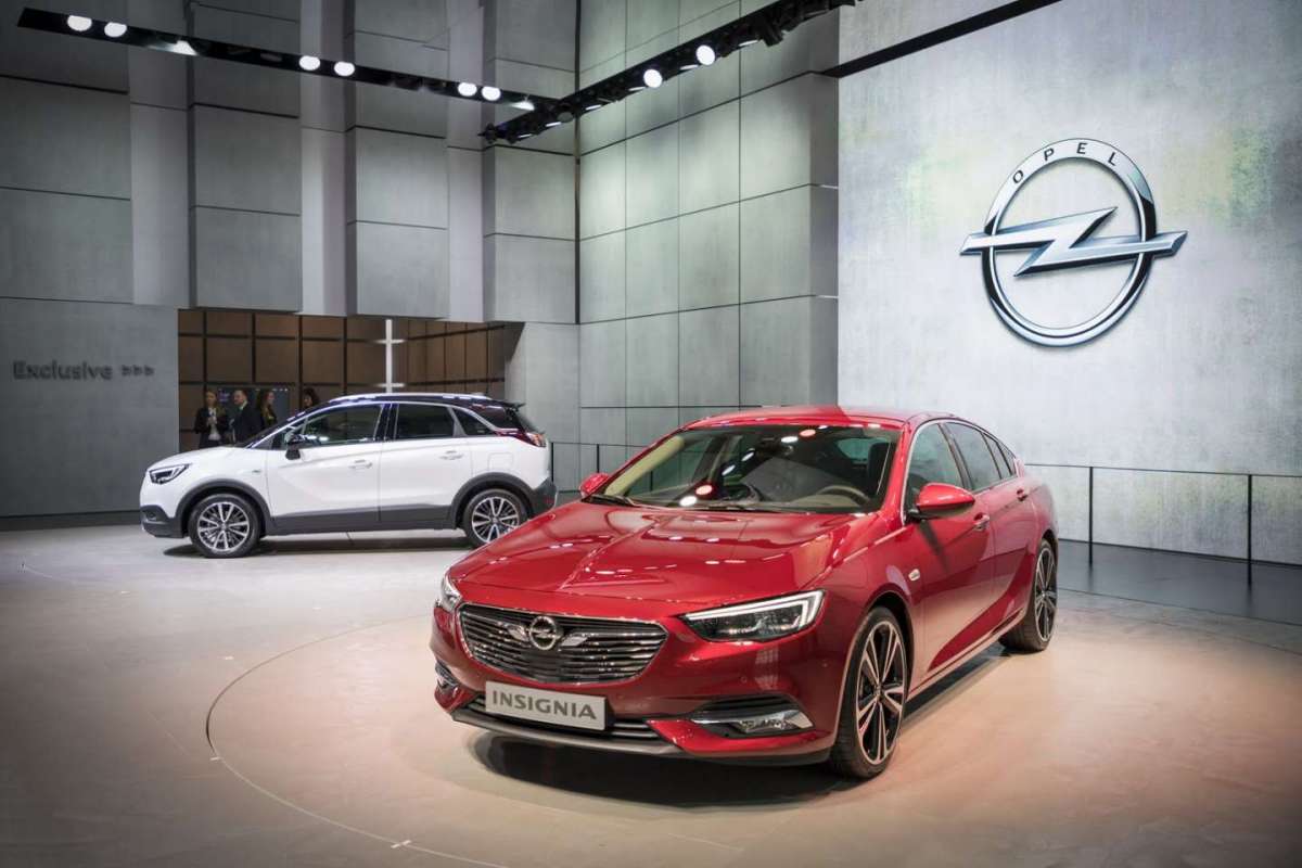 Stand Opel al Salone di Ginevra 2017