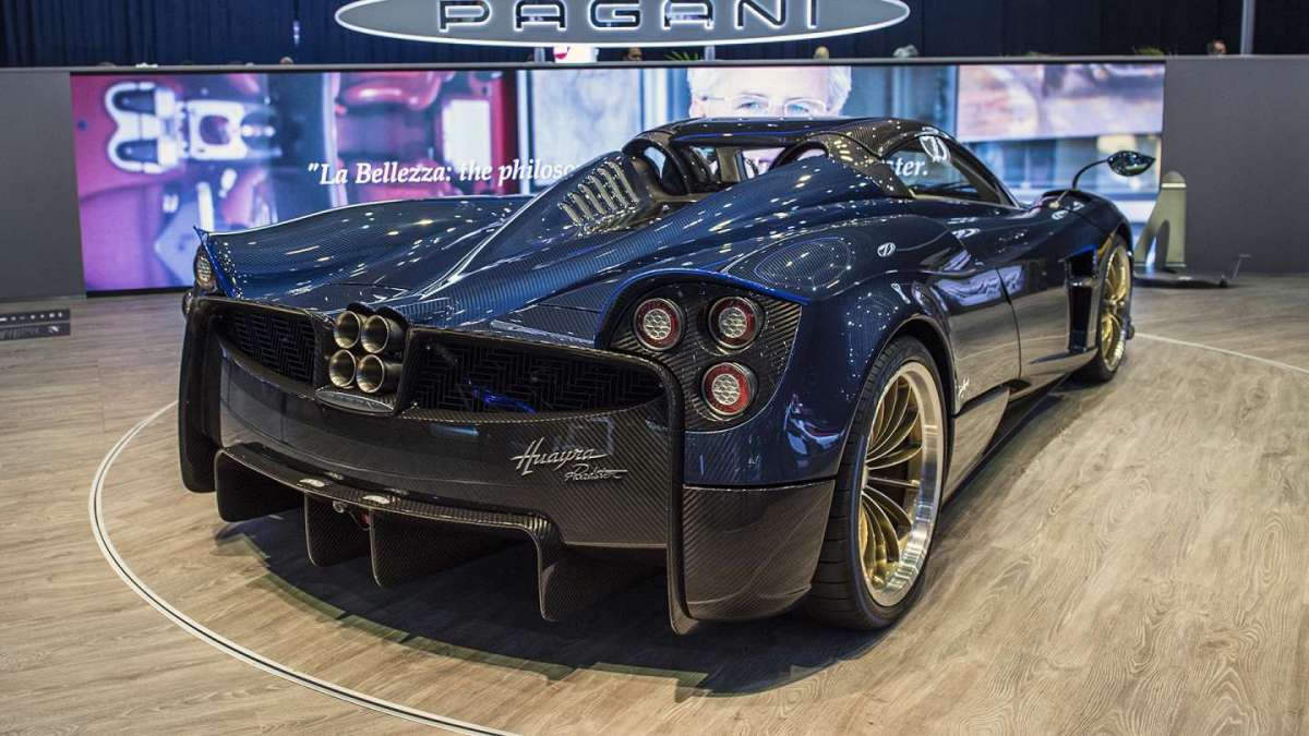 Pagani Huayra Roadster