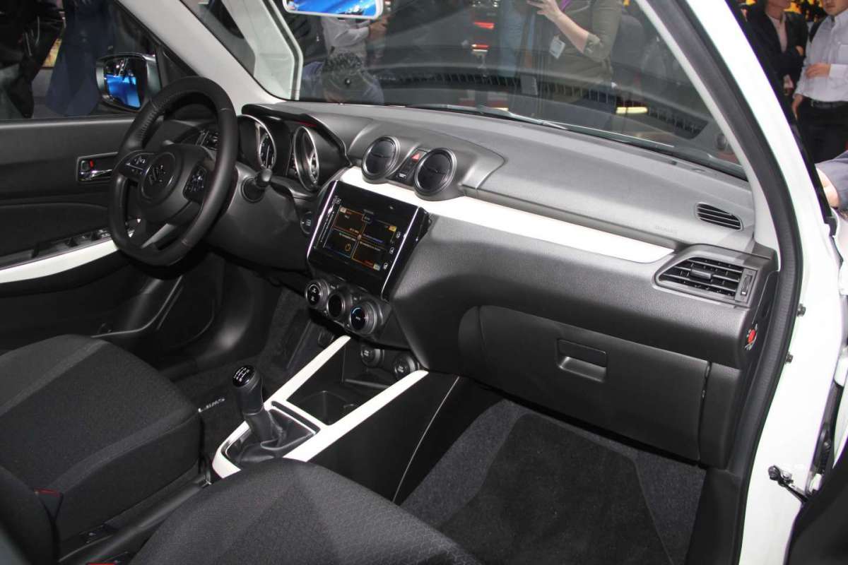Plancia Suzuki Swift 2017
