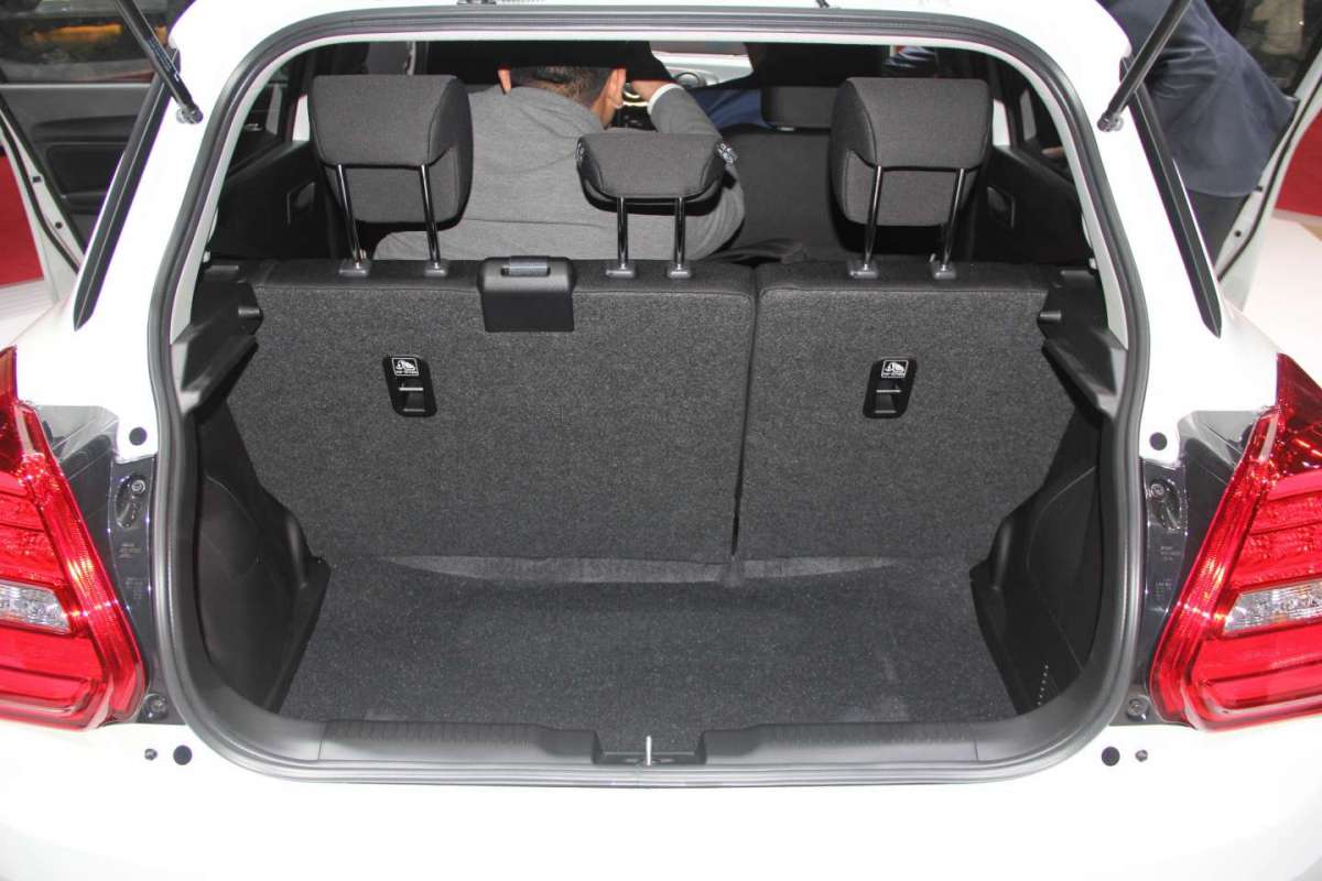 Suzuki Swift 2017 bagagliaio