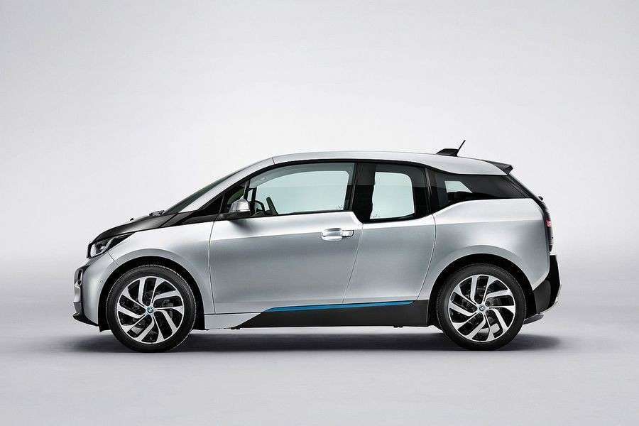 BMW i3 fiancata