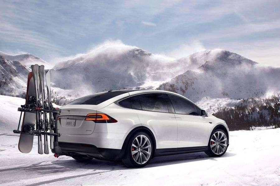 Tesla Model X posteriore
